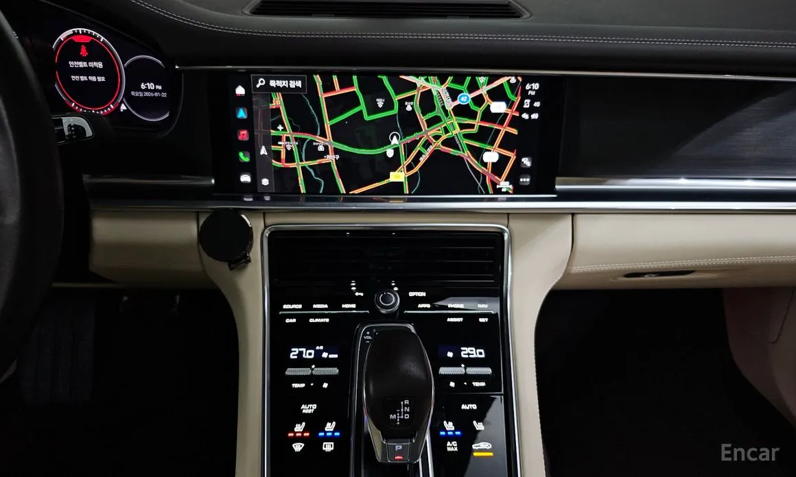 Фото 14 - Porsche Panamera