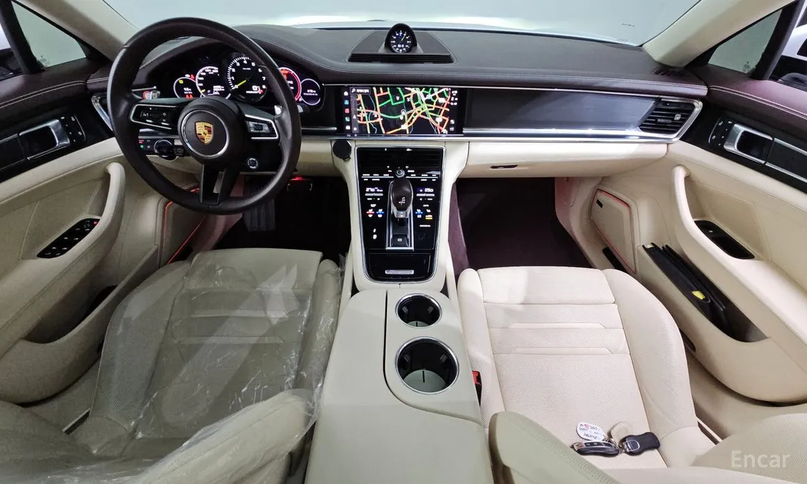 Фото 7 - Porsche Panamera
