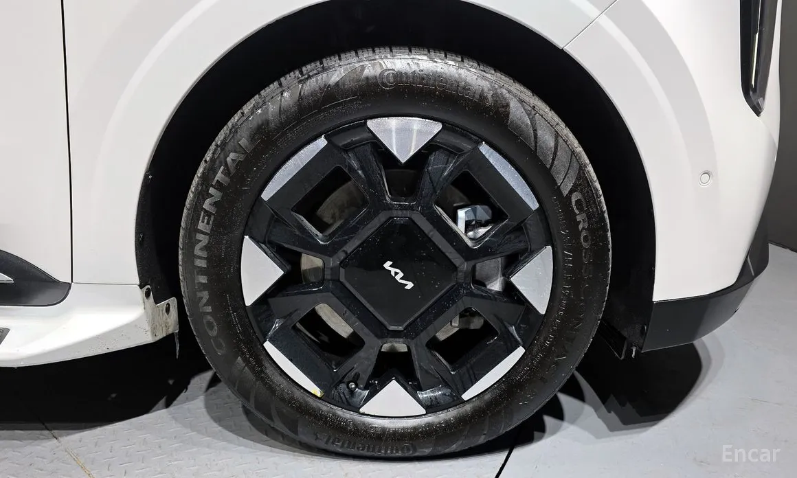 Фото 5 - Kia Carnival