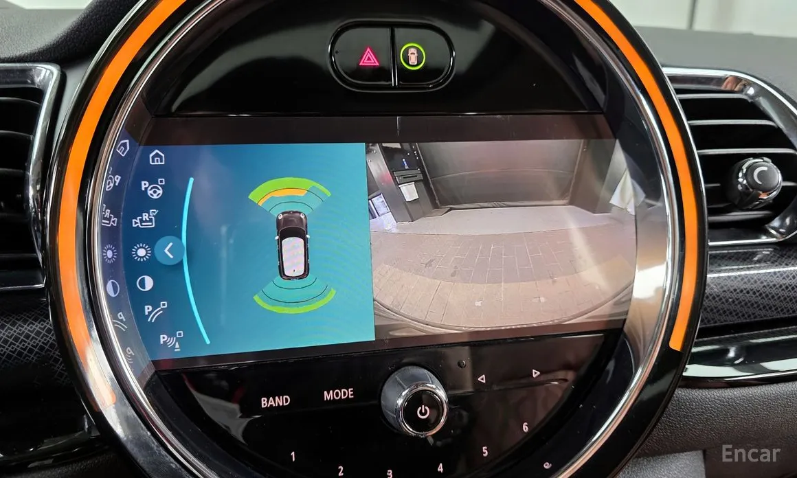 Фото 15 - Mini Clubman