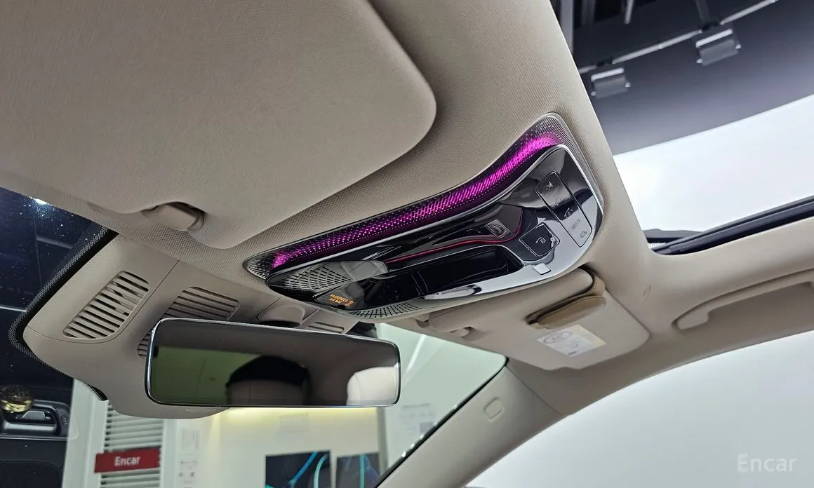 Фото 17 - Mercedes-Benz S-Class