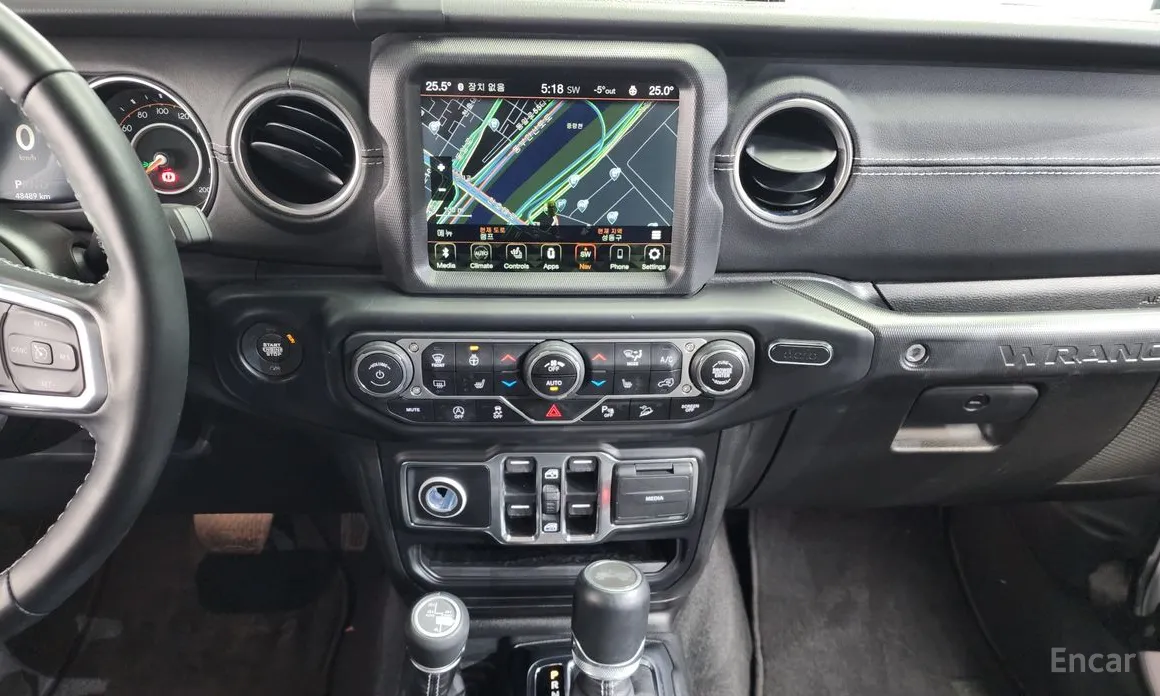 Фото 15 - Jeep Wrangler