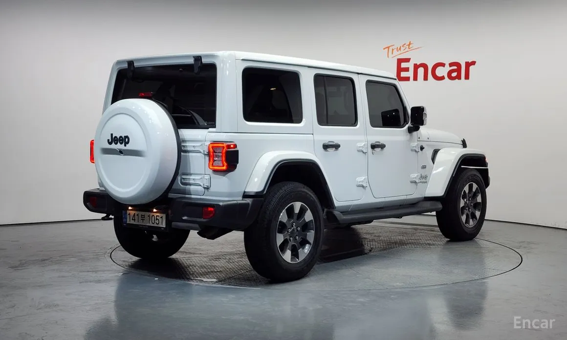 Фото 3 - Jeep Wrangler