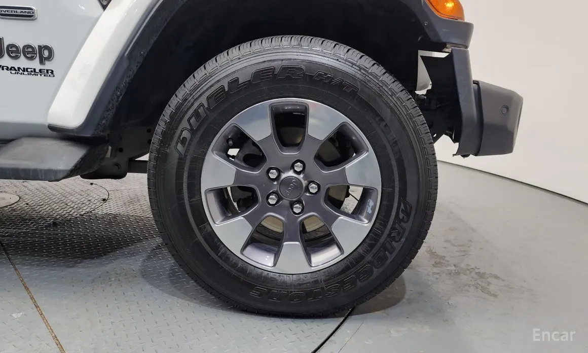 Фото 5 - Jeep Wrangler