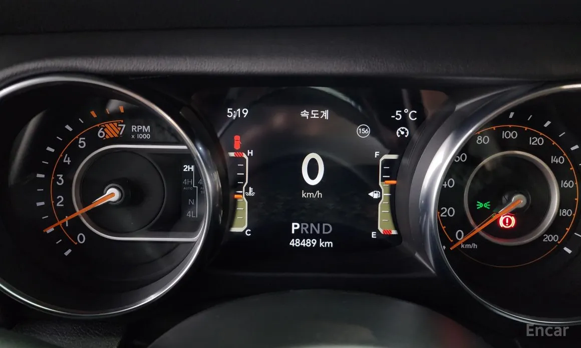 Фото 8 - Jeep Wrangler