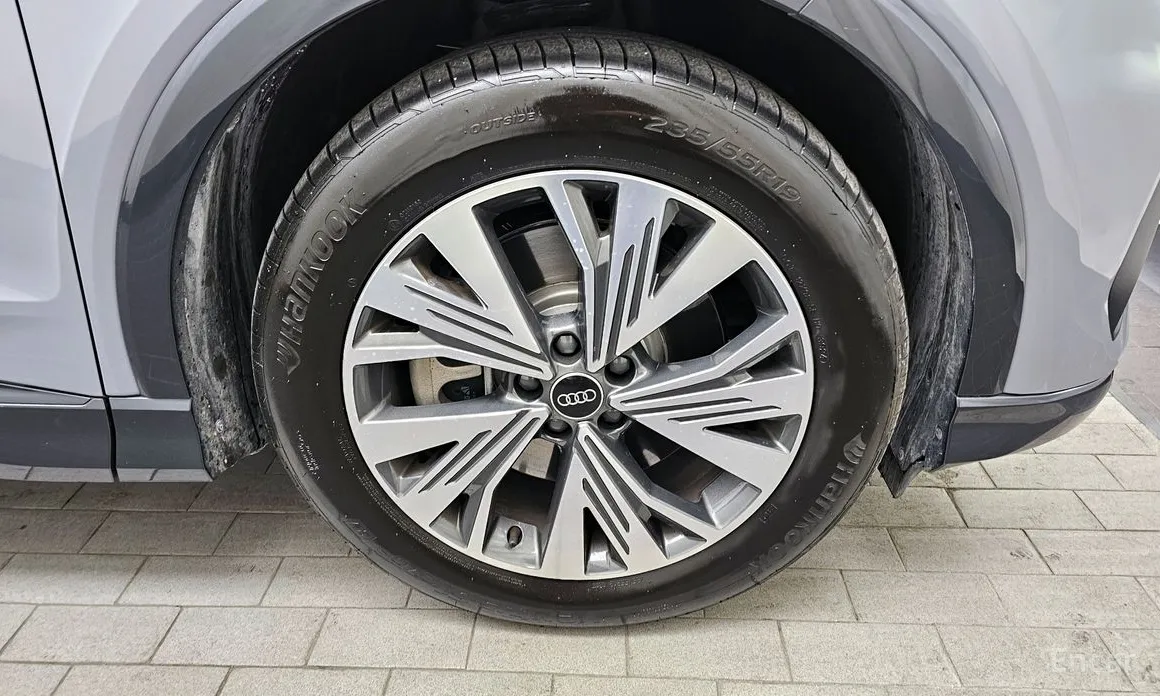 Фото 5 - Audi Q4 e-tron