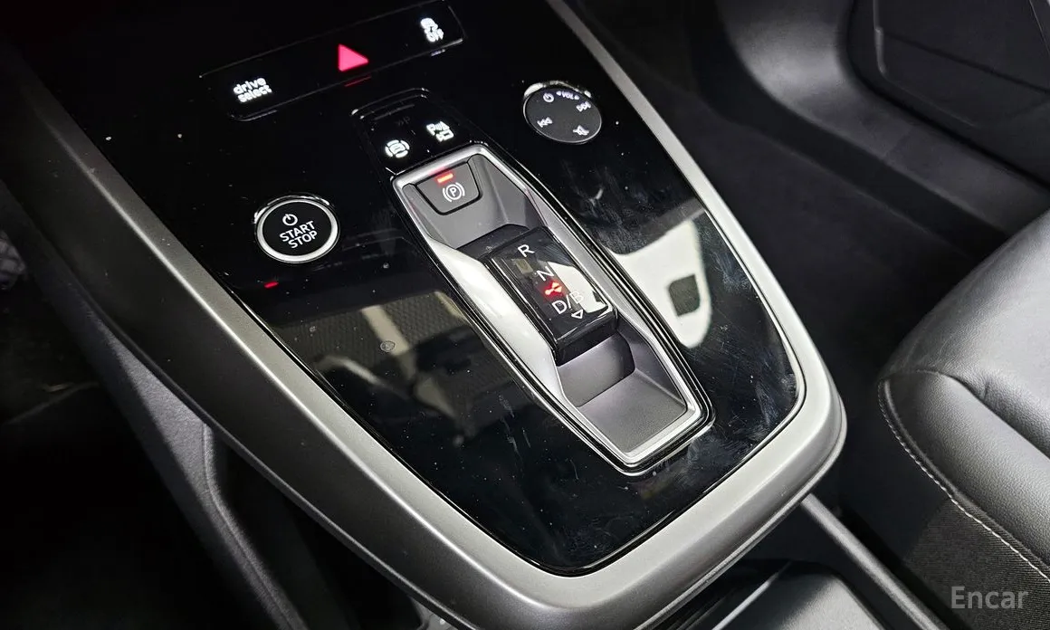 Фото 9 - Audi Q4 e-tron