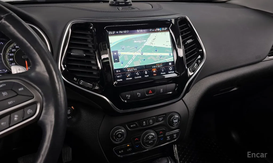 Фото 14 - Jeep Cherokee