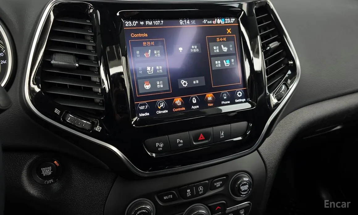 Фото 19 - Jeep Cherokee