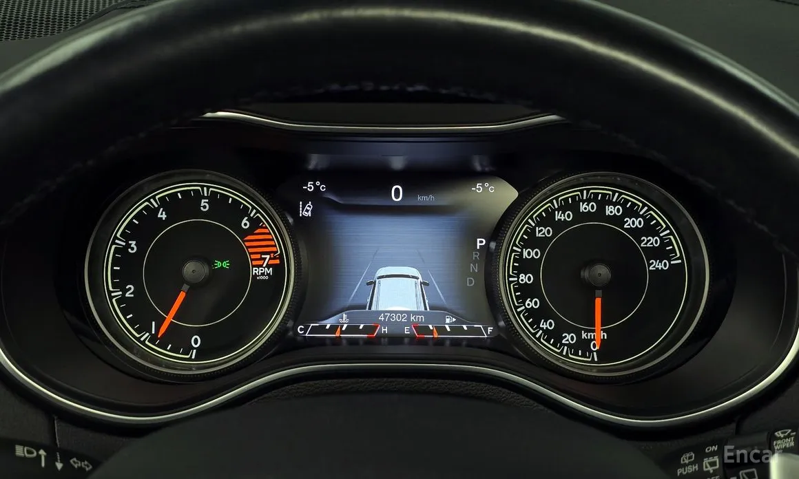 Фото 8 - Jeep Cherokee