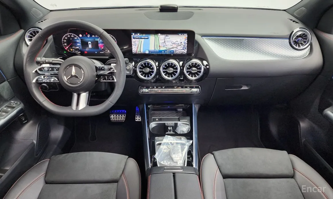 Фото 7 - Mercedes-Benz GLA-Class