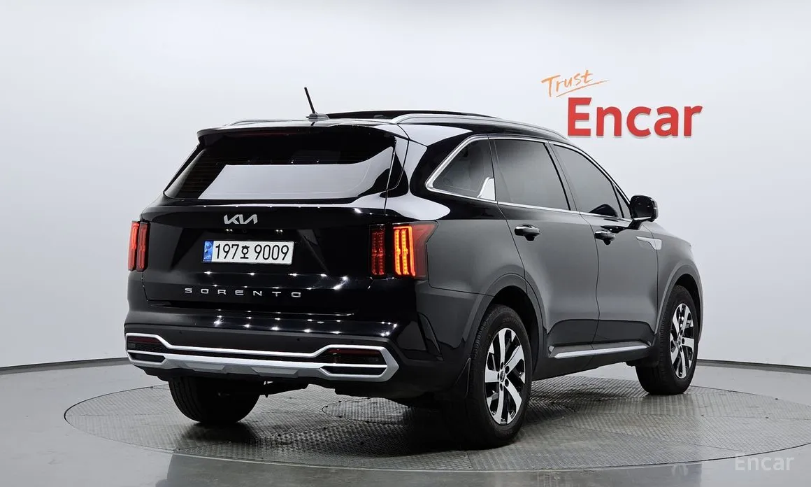 Фото 2 - Kia Sorento