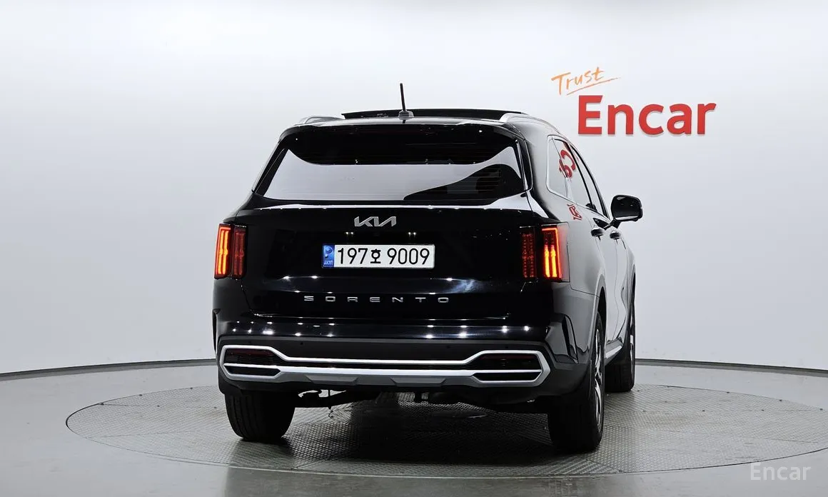 Фото 4 - Kia Sorento