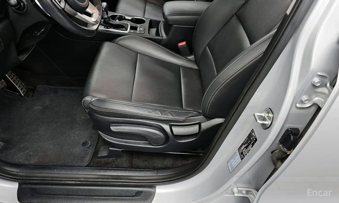 Фото 18 - Kia Sportage