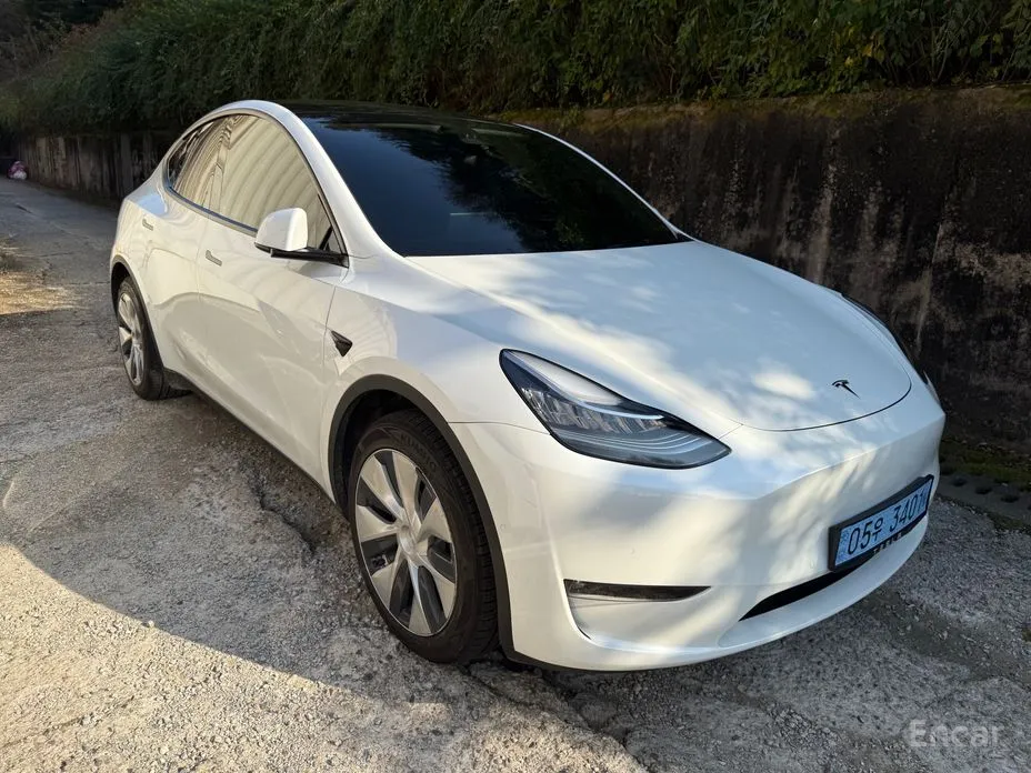 Фото 17 - Tesla Model Y