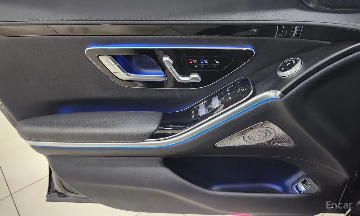 Фото 10 - Mercedes-Benz S-Class