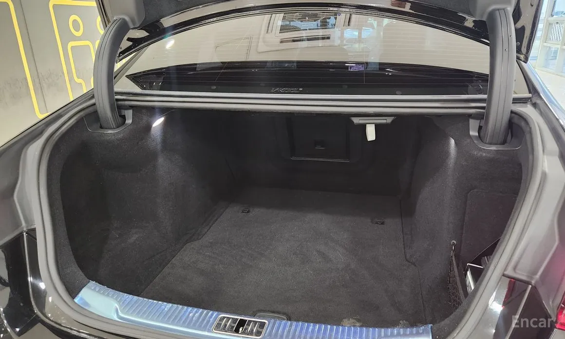 Фото 16 - Mercedes-Benz S-Class