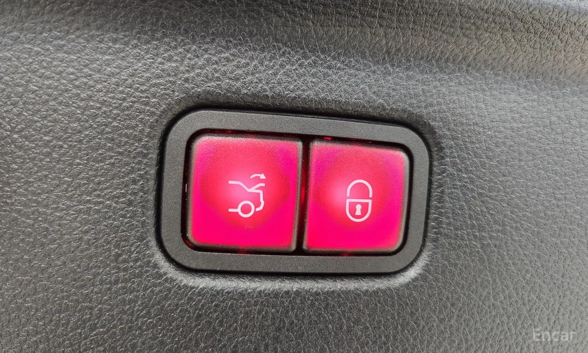 Фото 17 - Mercedes-Benz S-Class