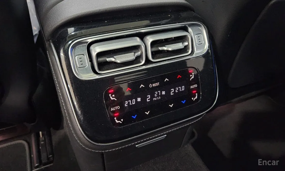 Фото 18 - Mercedes-Benz S-Class