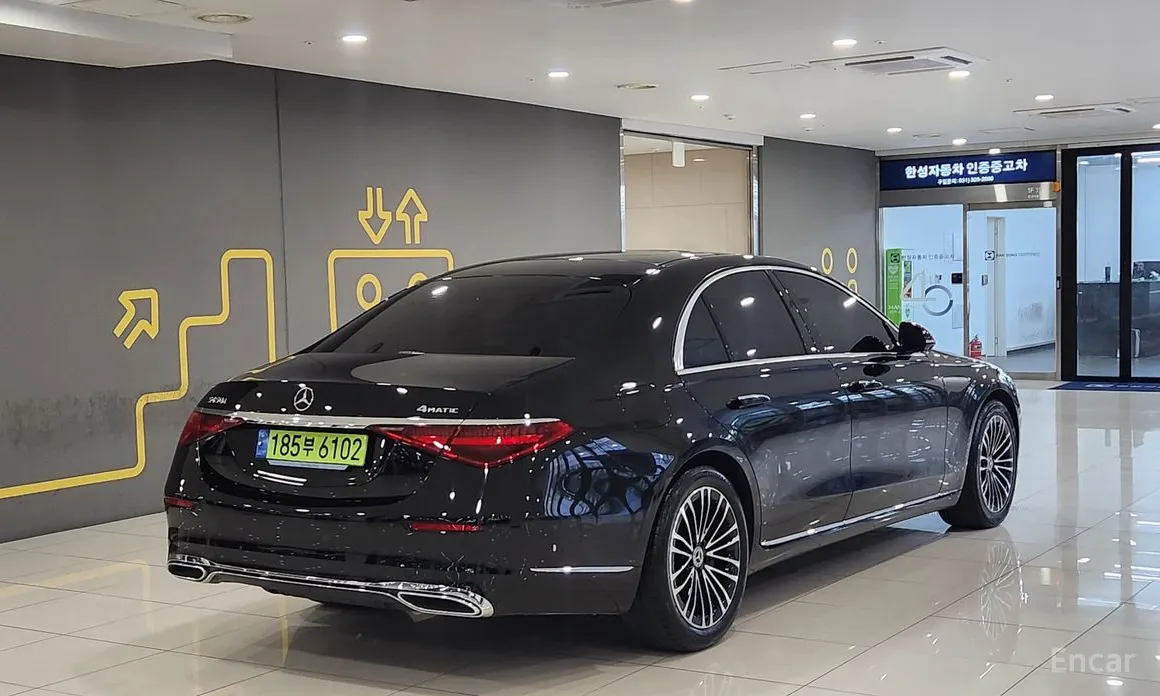 Фото 3 - Mercedes-Benz S-Class