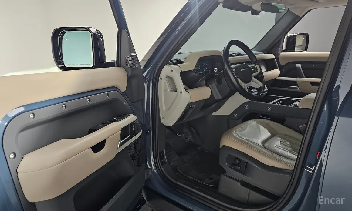 Фото 11 - Land Rover Defender