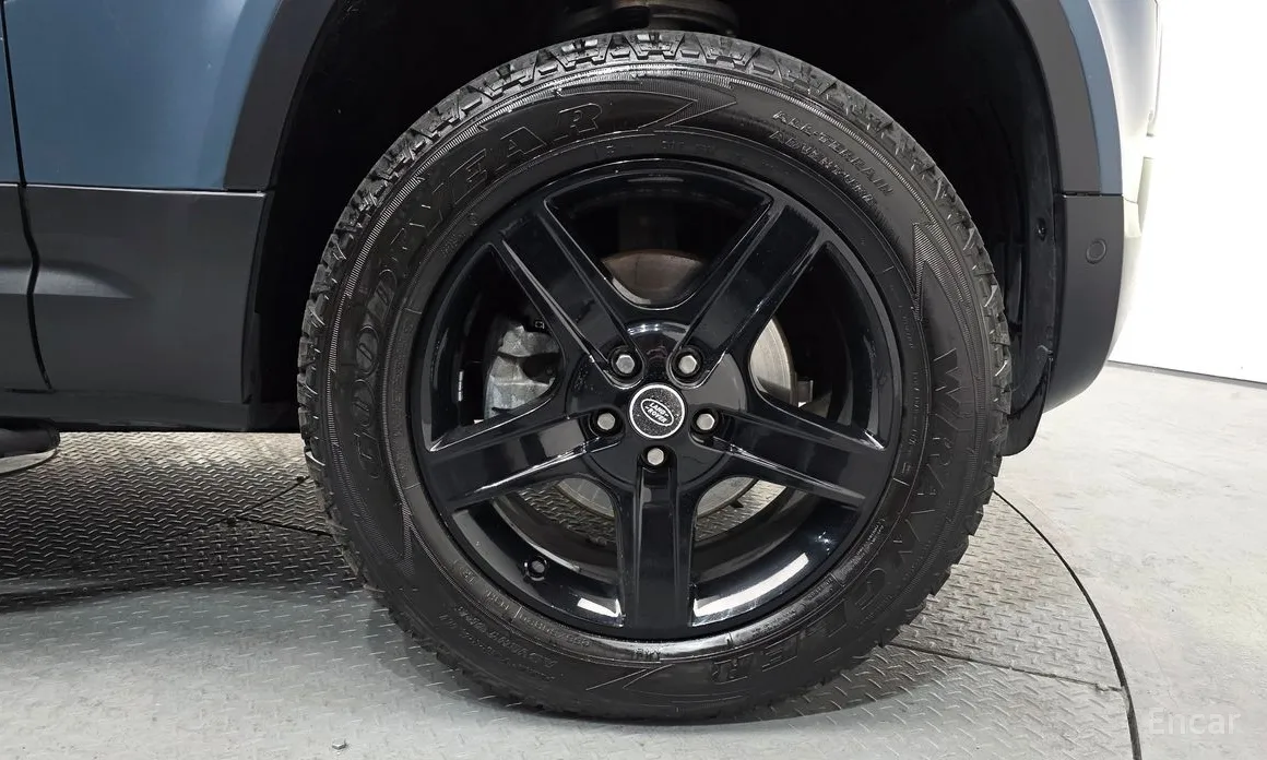 Фото 5 - Land Rover Defender