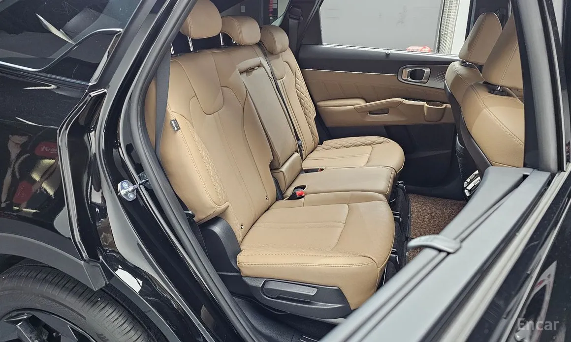 Фото 12 - Kia Sorento