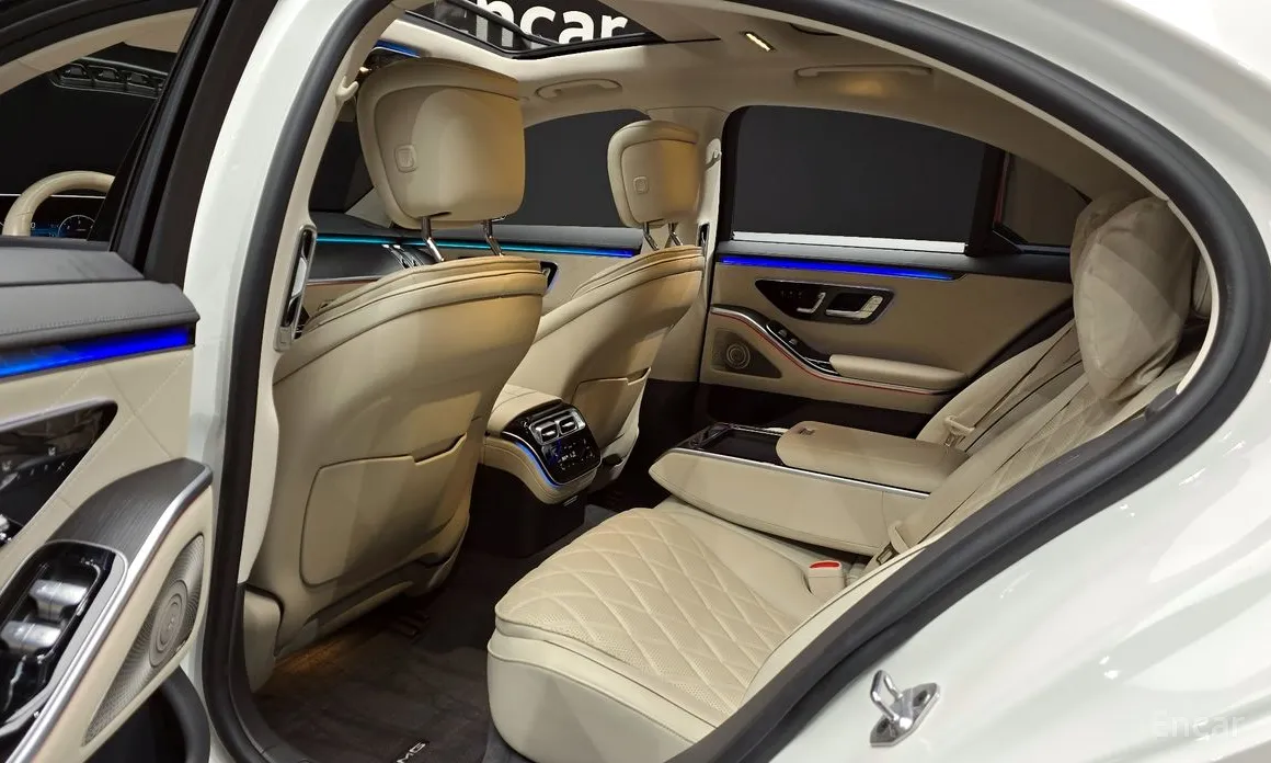 Фото 12 - Mercedes-Benz S-Class