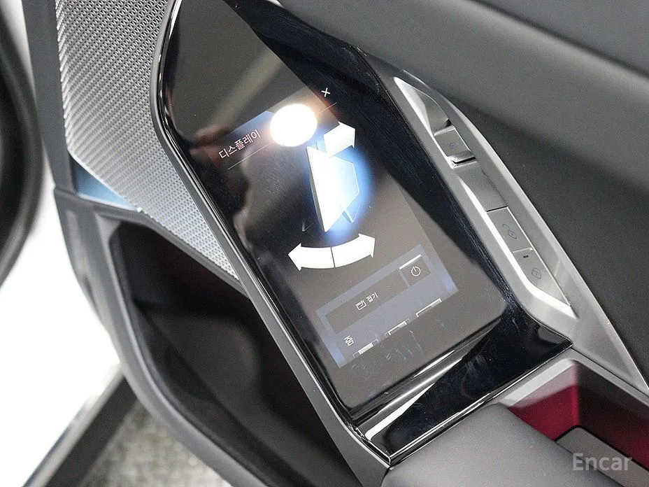 Фото 16 - BMW 7 Series