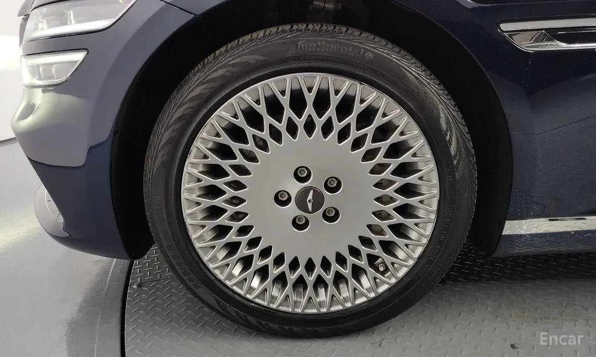 Фото 5 - Genesis G80