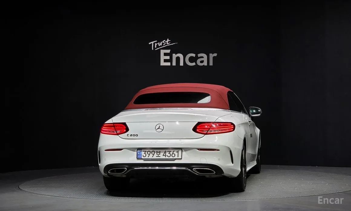 Фото 4 - Mercedes-Benz C-Class