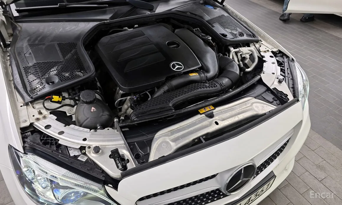 Фото 6 - Mercedes-Benz C-Class