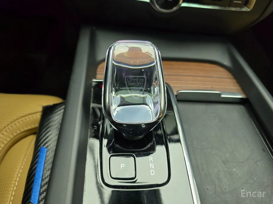 Фото 8 - Volvo V60