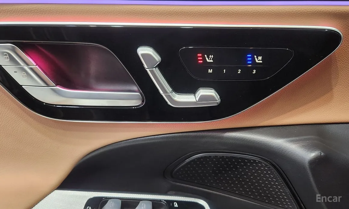 Фото 11 - Mercedes-Benz E-Class