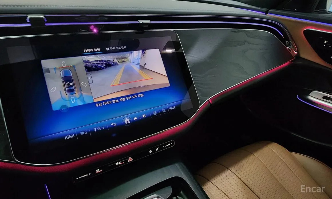 Фото 18 - Mercedes-Benz E-Class