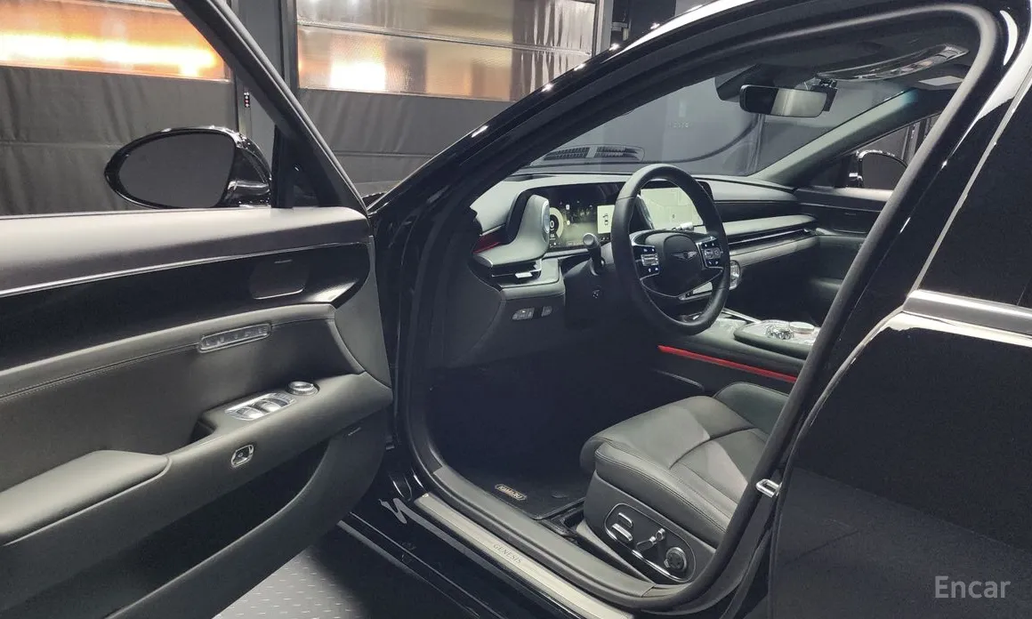 Фото 10 - Genesis G90