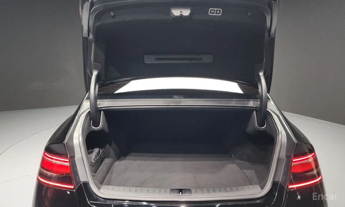 Фото 20 - Genesis G90