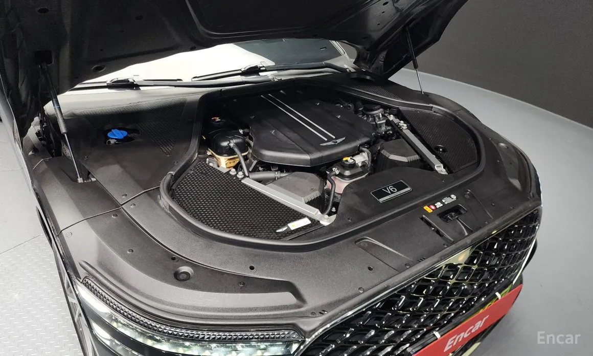 Фото 6 - Genesis G90