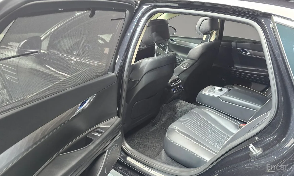 Фото 11 - Genesis G80