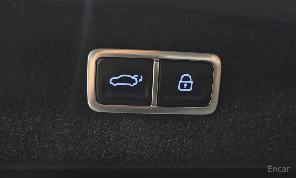 Фото 19 - Genesis G80