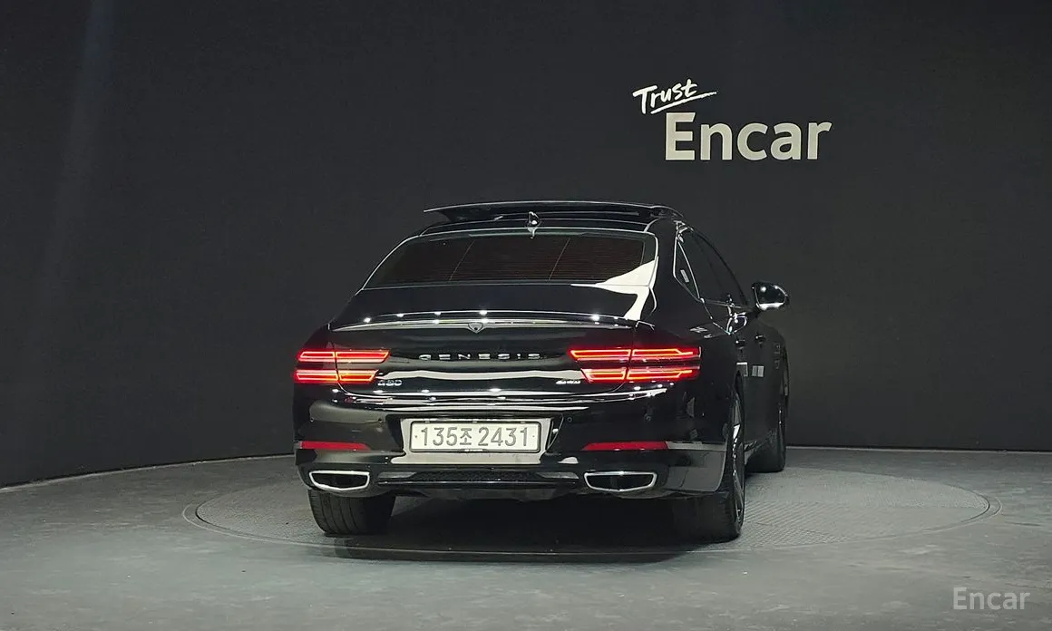 Фото 4 - Genesis G80