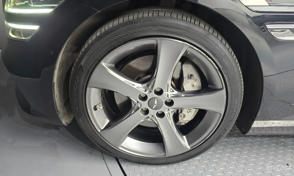 Фото 5 - Genesis G80