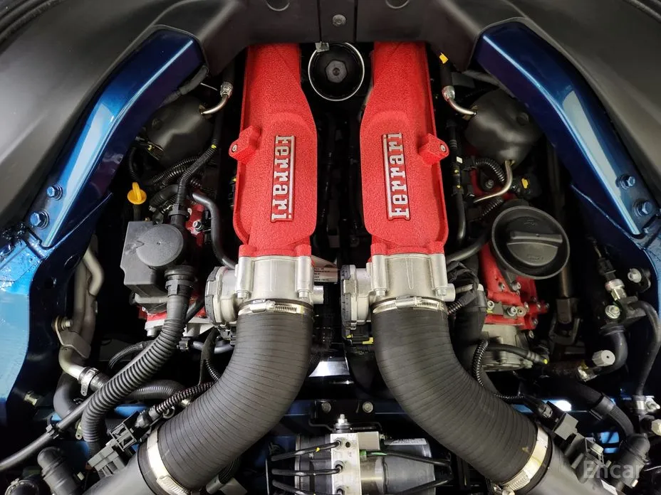 Фото 19 - Ferrari Portofino