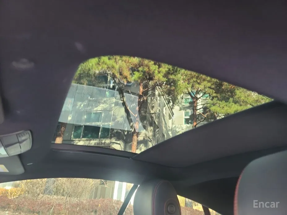 Фото 12 - Mercedes-Benz E-Class