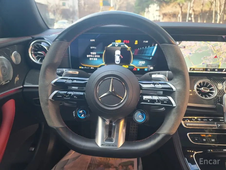 Фото 17 - Mercedes-Benz E-Class