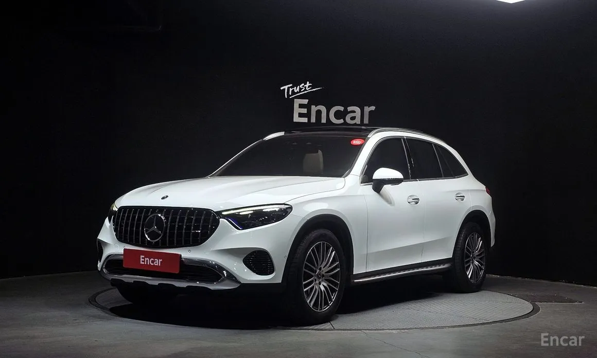 Mercedes-Benz GLC-Class 2023 GLC 300 4MATIC Avantgarde