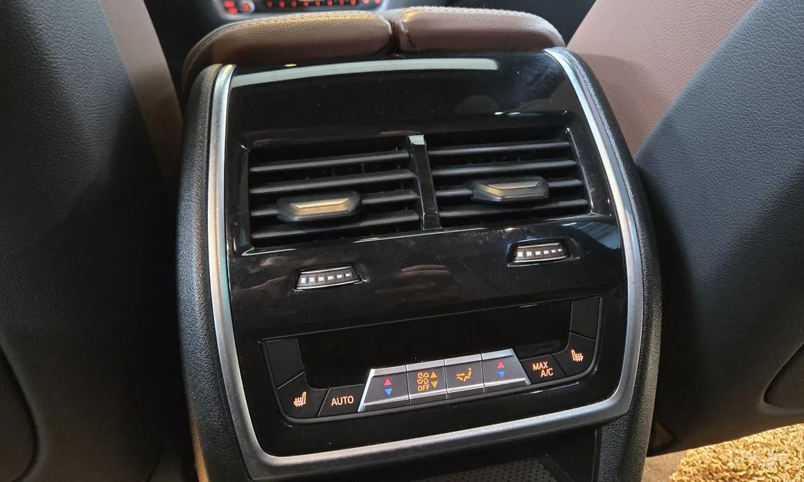 Фото 18 - BMW X5