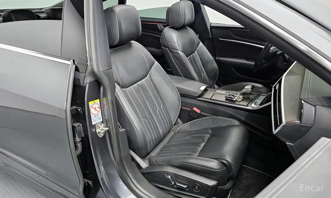 Фото 10 - Audi A7