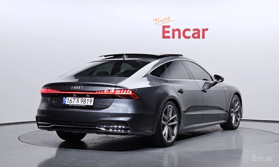 Фото 2 - Audi A7