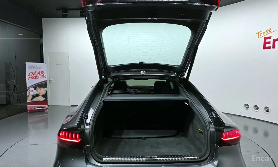 Фото 20 - Audi A7